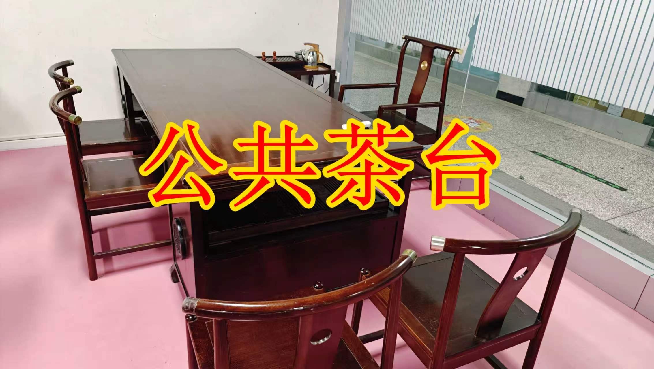 瀍涧大道辅路面积灵活：小面积办公室至大面积办公、经营空间均可选择； 部分房源可注册公司，满足企业办公需求； 商铺临街，具备上下水、用电等经营条件； 适合副食品、茶叶、酒水、百货、电商、培训、办公等多种行业。